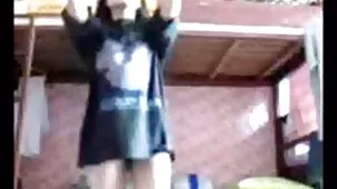 Pareja mayor teniendo buen sexo en casa