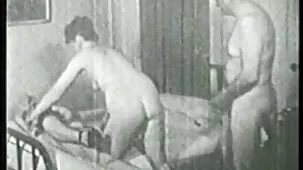 Marido lame suavemente suave Nena Milf