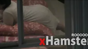 Sexo grupal establecido por madrastra con hijastra y su joven novio