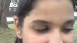 Pepper en condón besó a un cangrejo rubio maduro y pisó su loboc