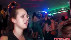 mi tía y mi tío tuvieron sexo y follaron desde el corazón.