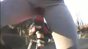 Hombre ruso complaciendo a mujer madura gorda
