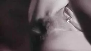tía conoció a su sobrino fumando y besándose